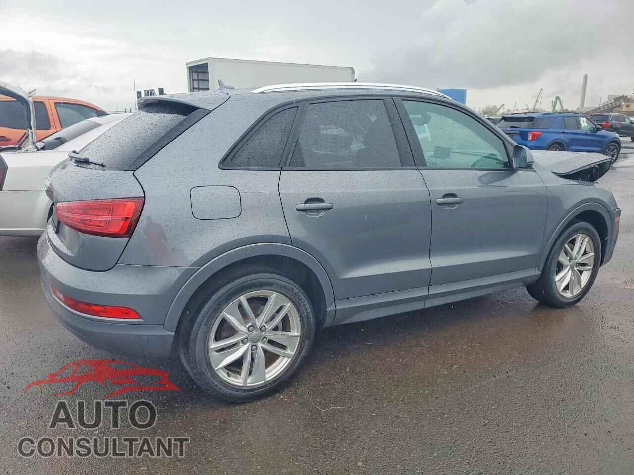 AUDI Q3 2017 - WA1BCCFS4HR009392
