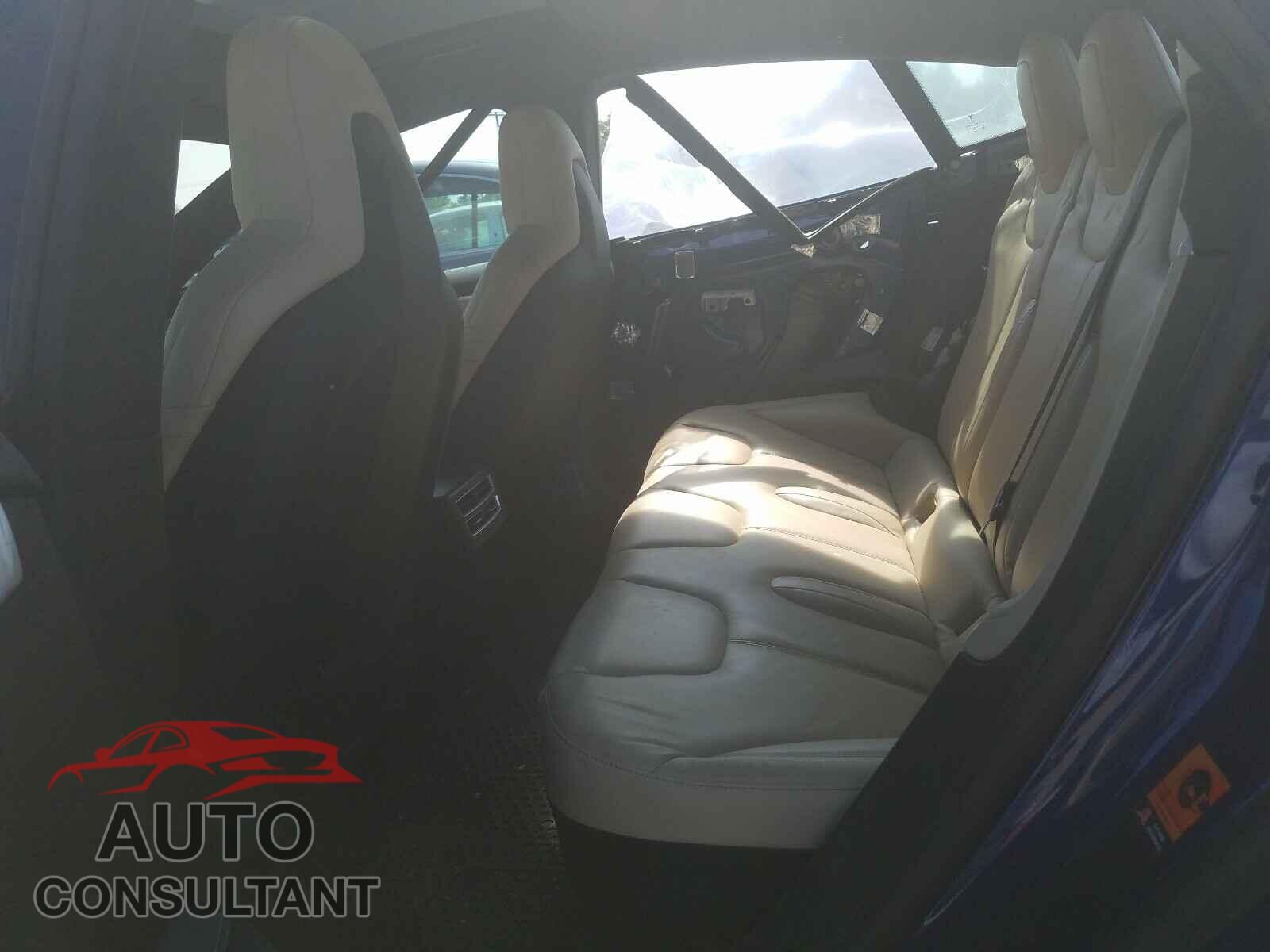 TESLA MODEL S 2016 - 5YJSA1E23GF131571