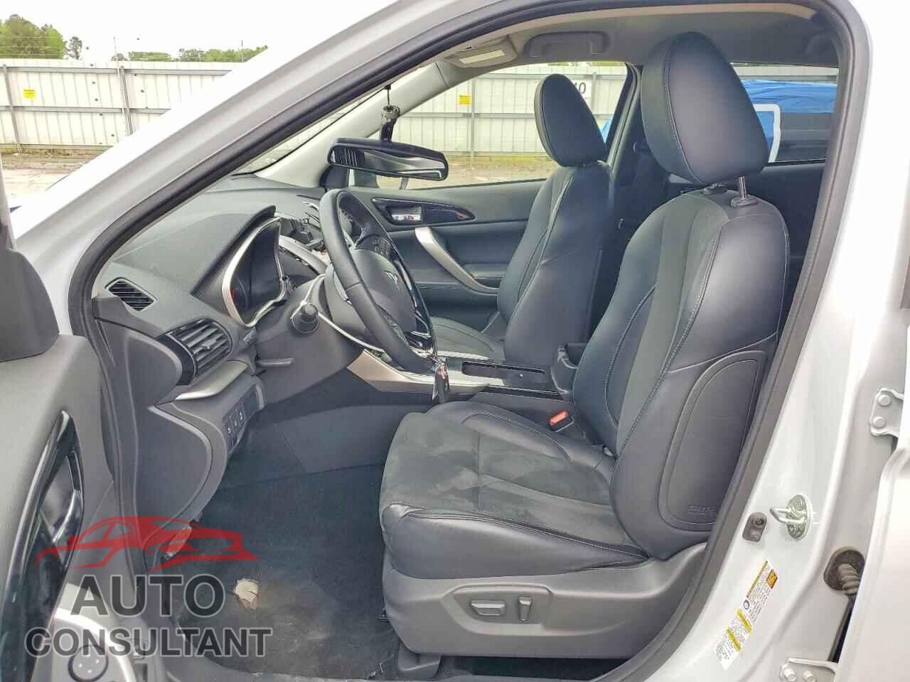 MITSUBISHI ECLIPSE 2024 - JA4ATWAA2RZ078675