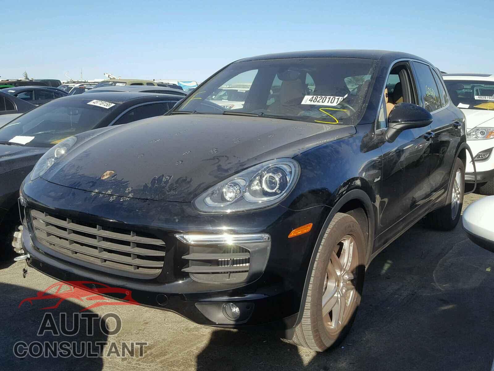 PORSCHE CAYENNE 2016 - WP1AF2A28GKA43156