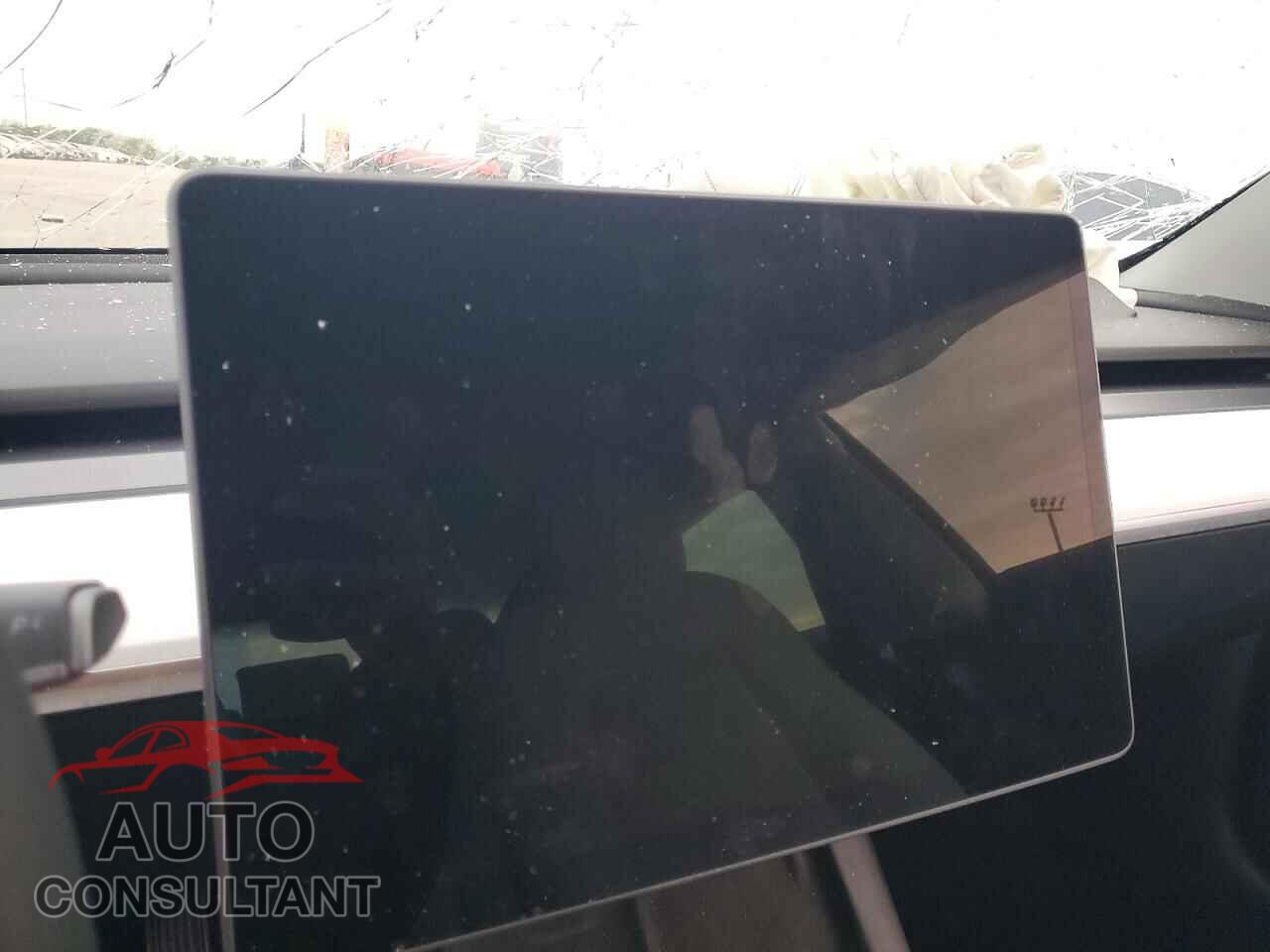 TESLA MODEL 3 2022 - 5YJ3E1EA3NF351158