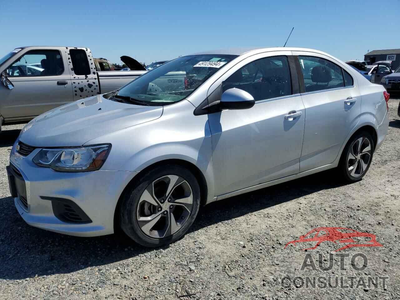 CHEVROLET SONIC 2018 - 1G1JF5SB5J4104999