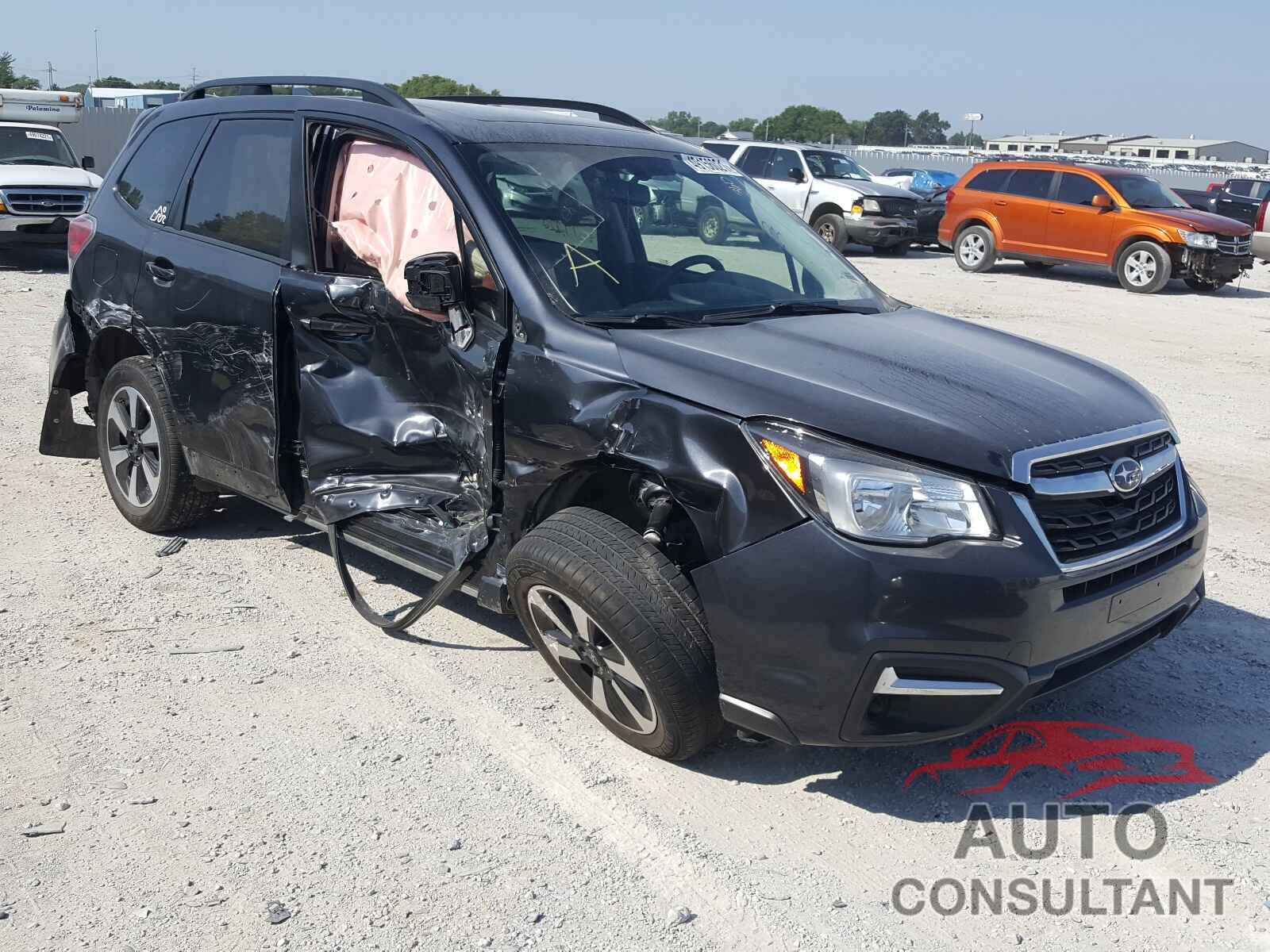 SUBARU FORESTER 2018 - JF2SJAEC0JH446913