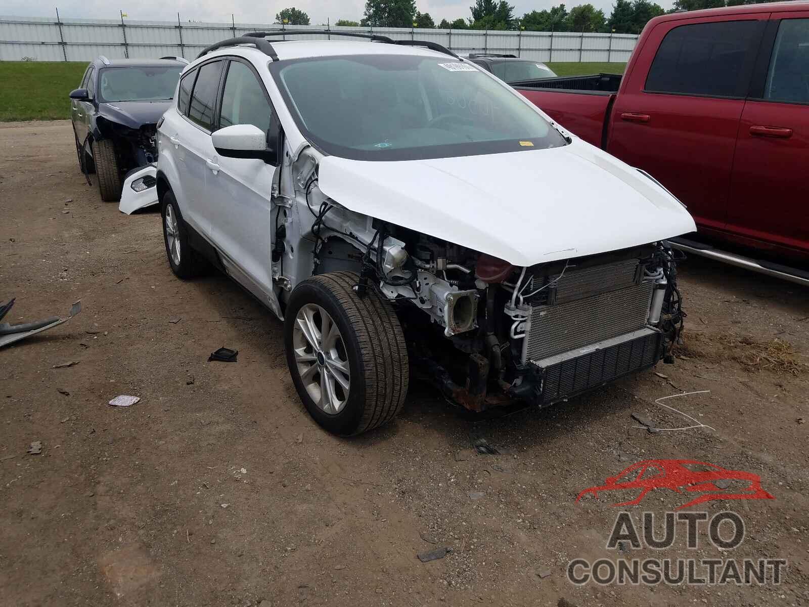 FORD ESCAPE 2017 - 1FMCU9GD1HUD97698