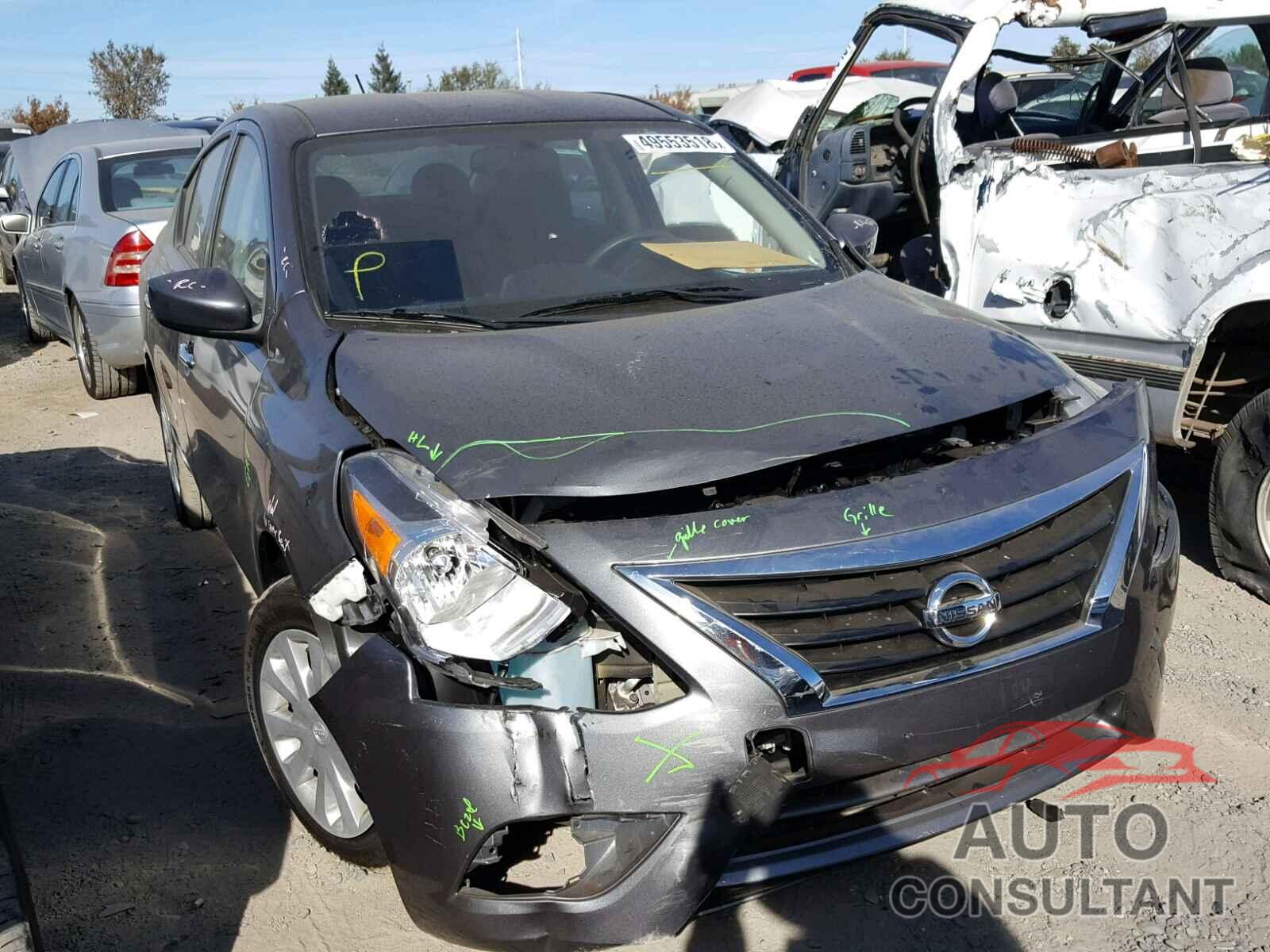 NISSAN VERSA 2018 - 3N1CN7AP7JL844465
