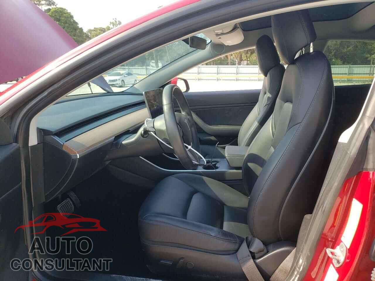 TESLA MODEL 3 2018 - 5YJ3E1EA1JF039902