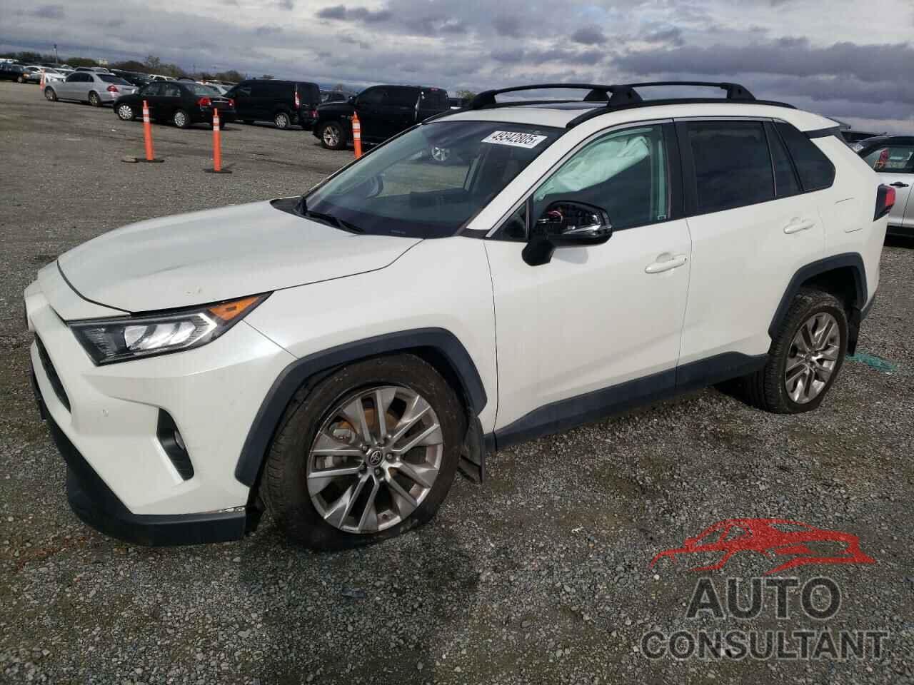 TOYOTA RAV4 2021 - 2T3A1RFV8MW212204