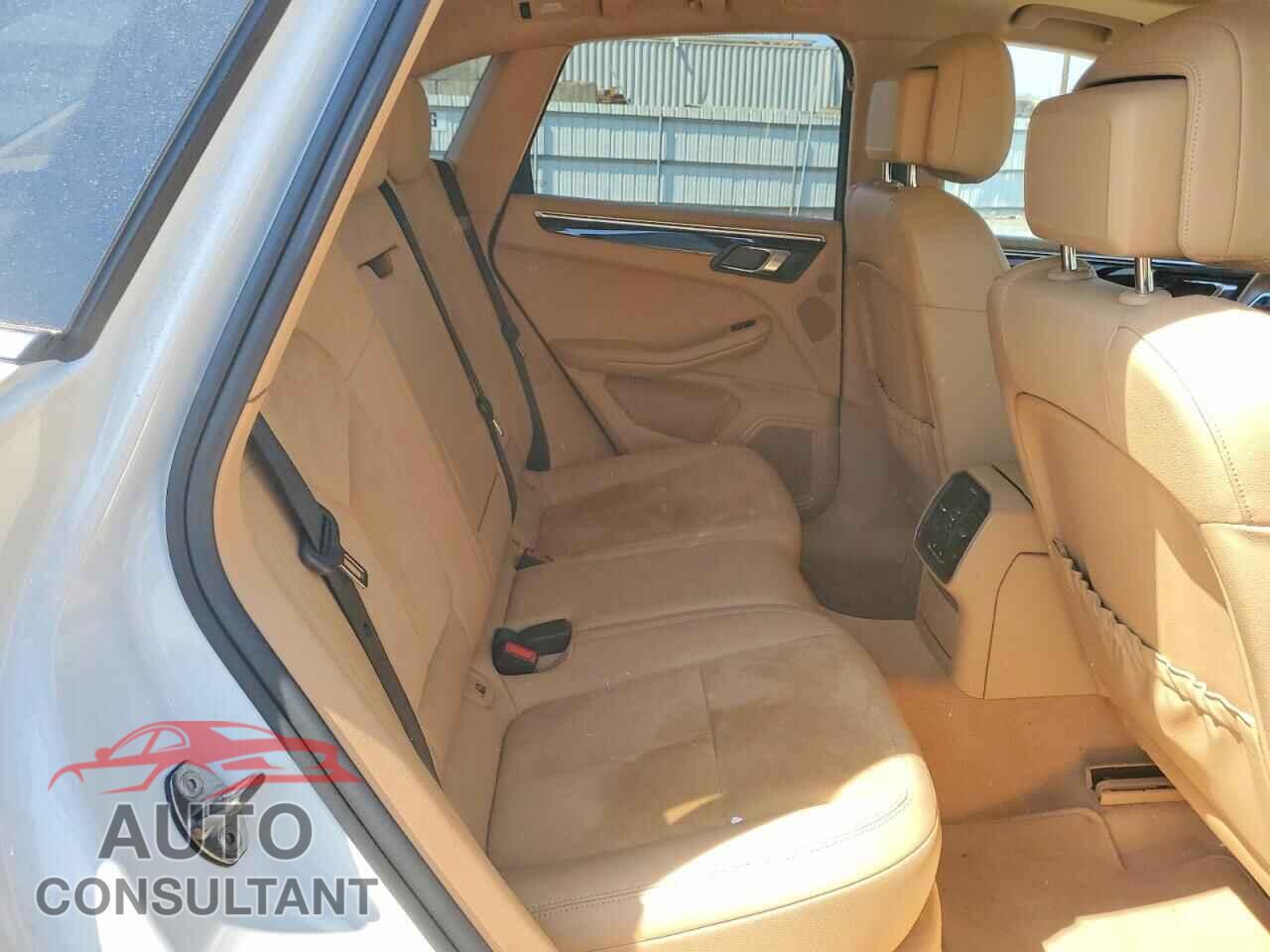 PORSCHE MACAN 2016 - WP1AB2A51GLB45351