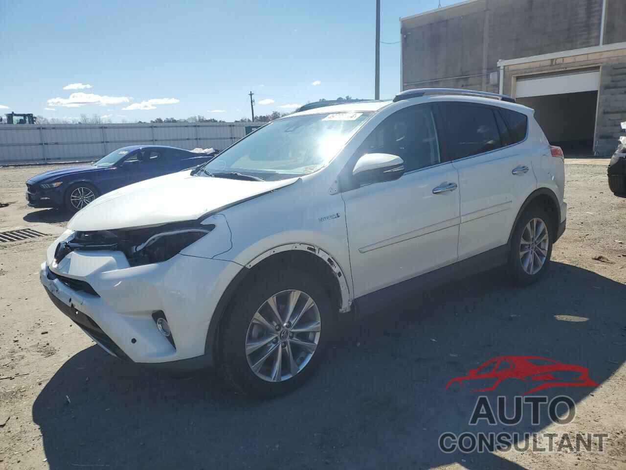 TOYOTA RAV4 2018 - JTMDJREV3JD196954