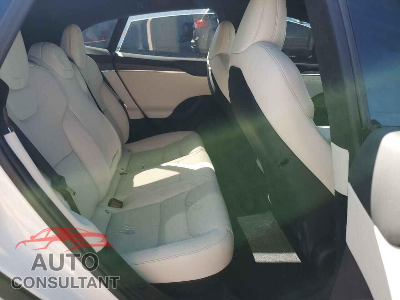 TESLA MODEL S 2022 - 5YJSA1E51NF489646