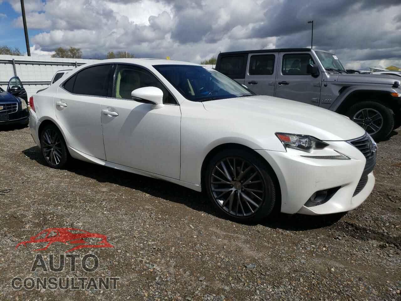 LEXUS IS 2014 - JTHBF1D20E5040841