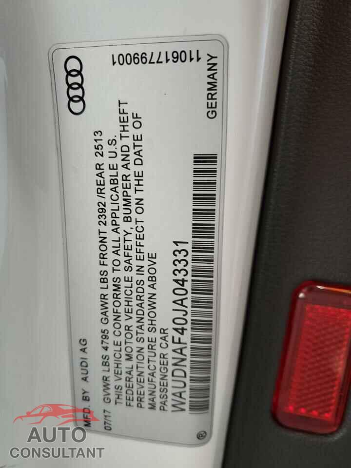 AUDI A4 2018 - WAUDNAF40JA043331