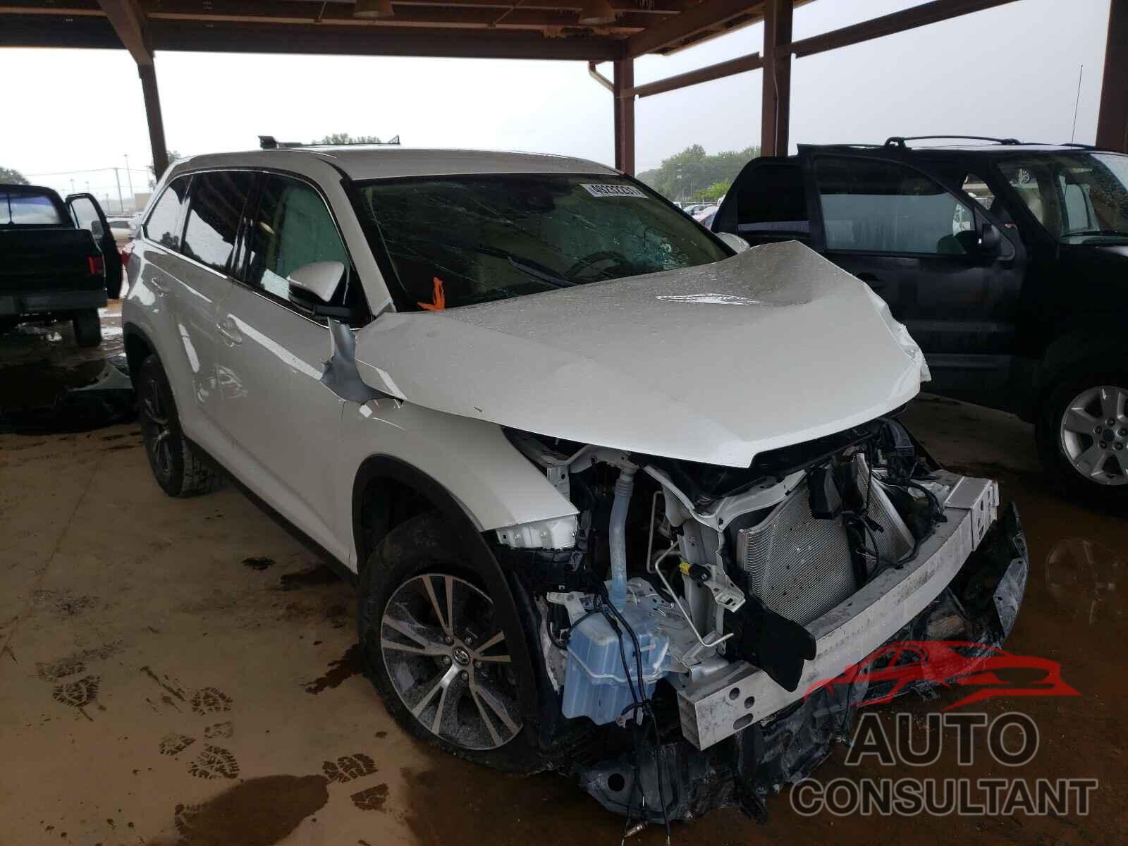 TOYOTA HIGHLANDER 2019 - 5TDZZRFH6KS293353