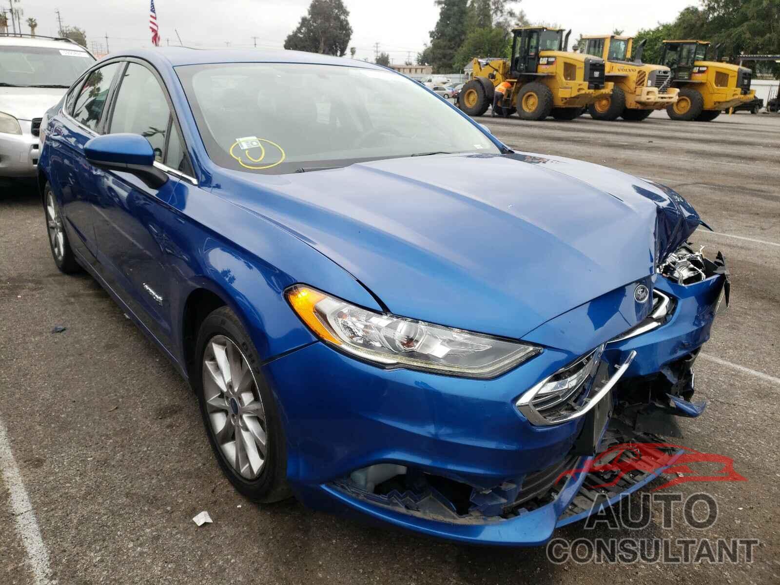 FORD FUSION 2017 - 3FA6P0LUXHR216976
