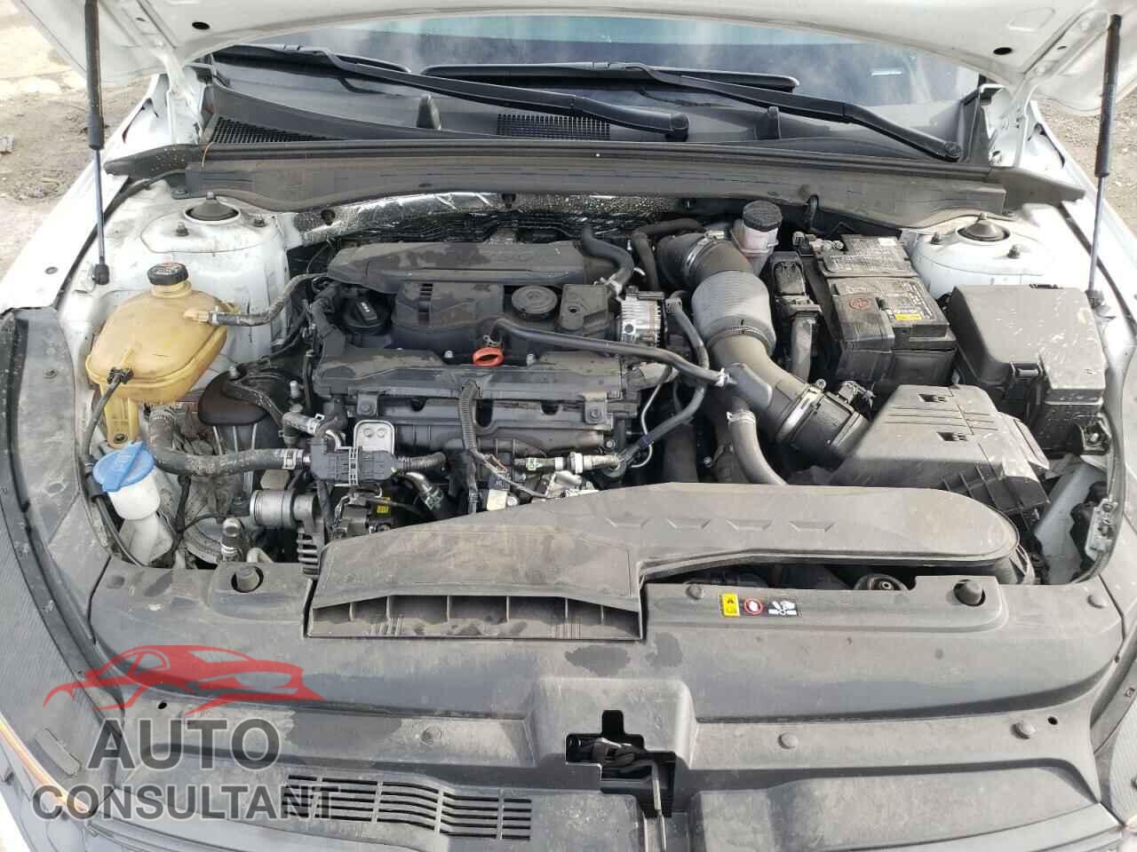 KIA K5 2022 - 5XXG14J24NG153473