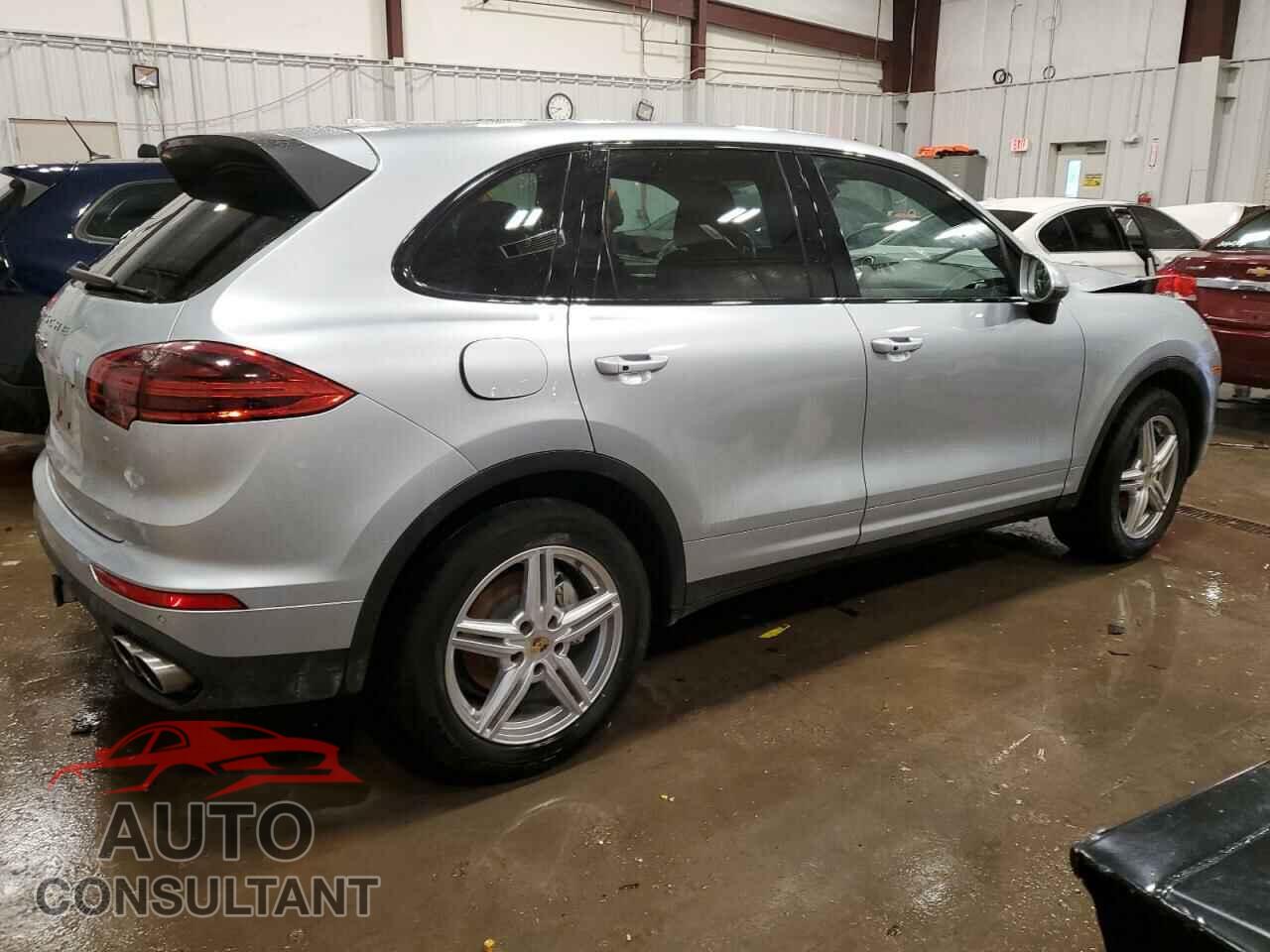 PORSCHE CAYENNE 2017 - WP1AB2A27HLA52924