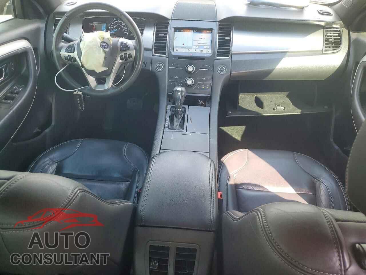 FORD TAURUS 2017 - 1FAHP2E85HG127375