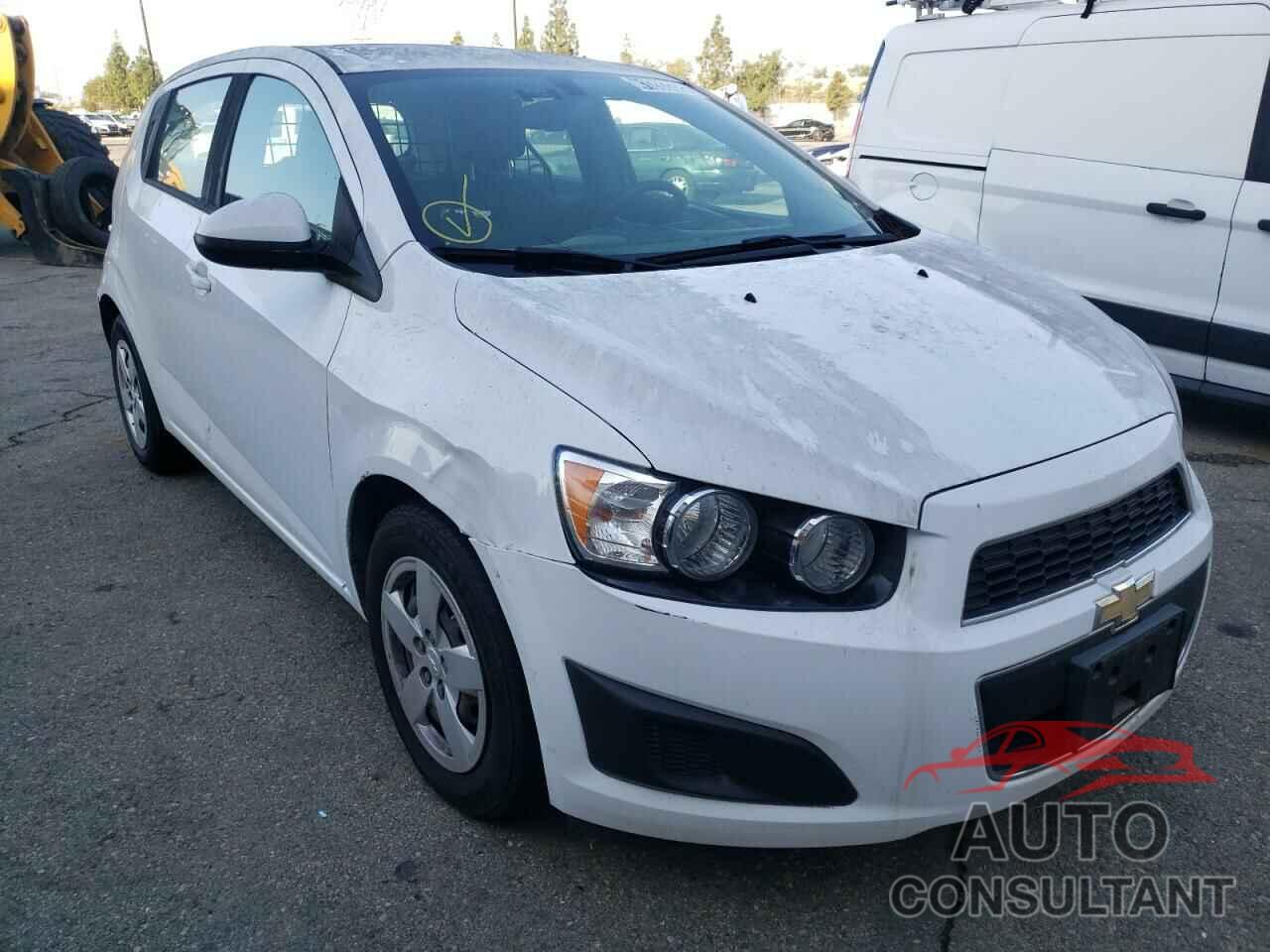 CHEVROLET SONIC 2016 - 1G1JA6SH6G4156580