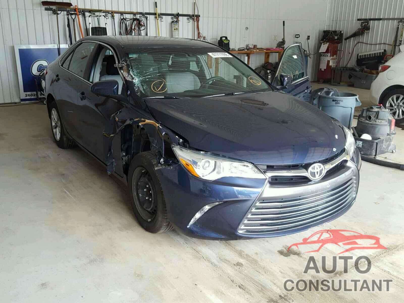 TOYOTA CAMRY 2015 - 4T4BF1FK8FR464582