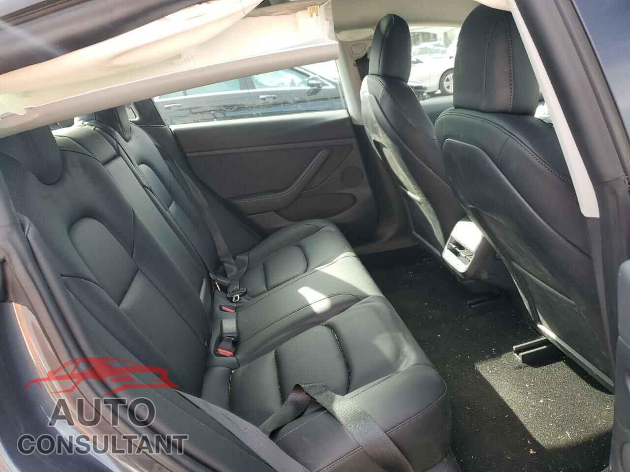 TESLA MODEL 3 2023 - 5YJ3E1EA8PF417352