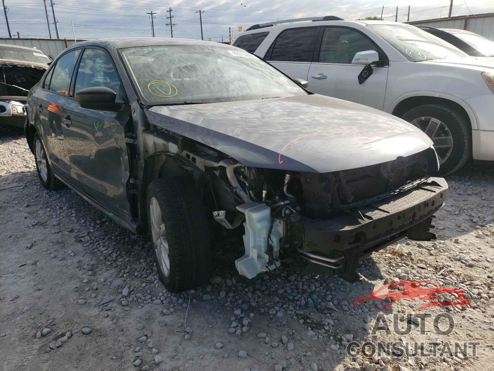 VOLKSWAGEN JETTA 2016 - 3VWD67AJ9GM250714