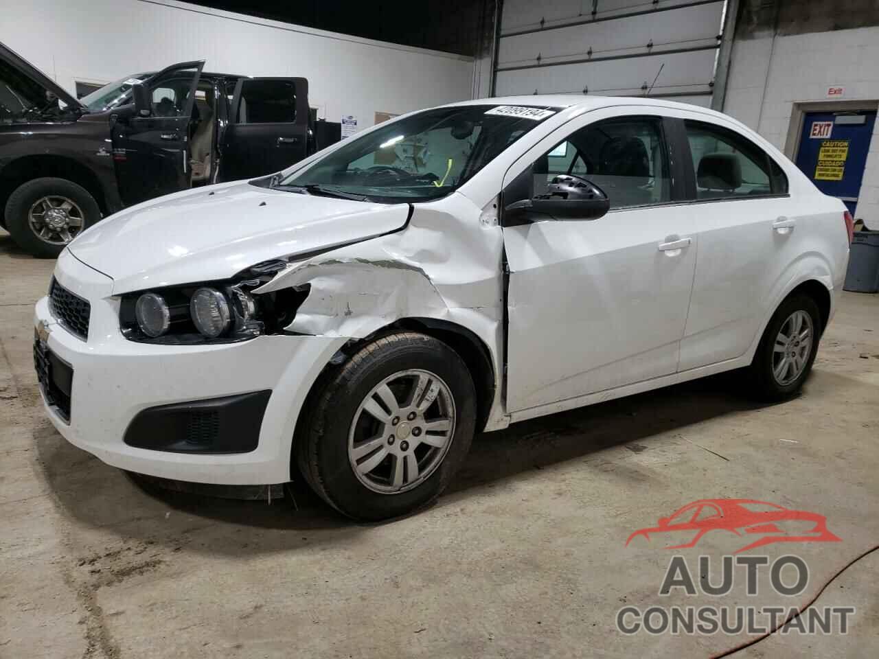 CHEVROLET SONIC 2016 - 1G1JC5SH1G4127914