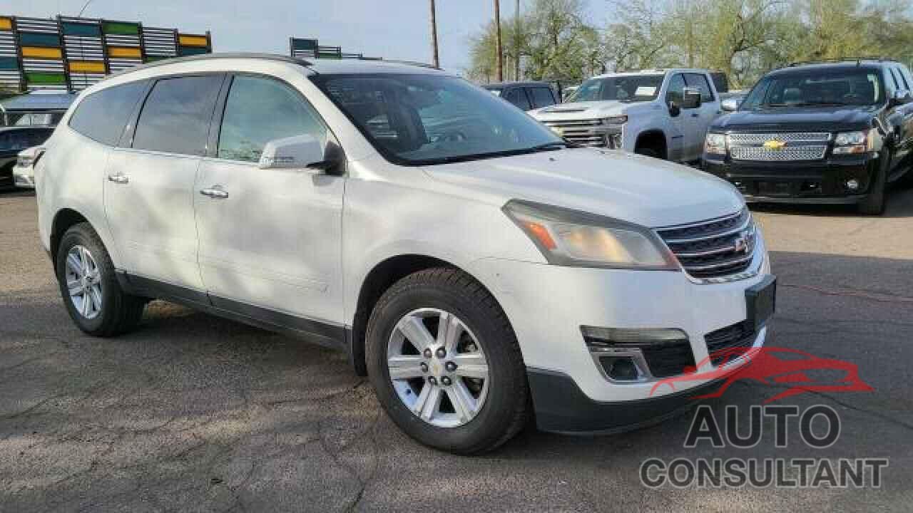 CHEVROLET TRAVERSE 2013 - 1GNKRGKD5DJ198704