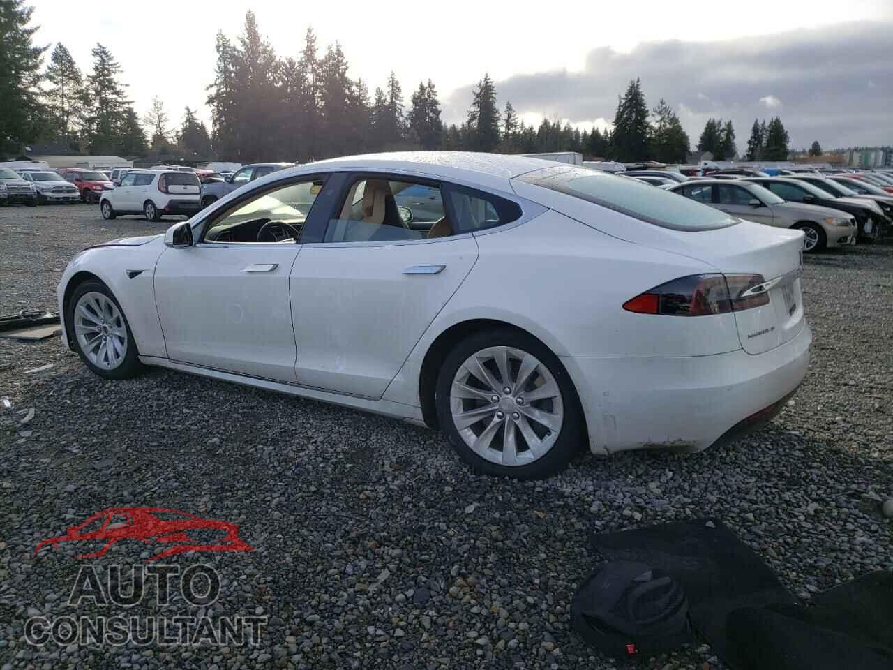 TESLA MODEL S 2017 - 5YJSA1E23HF185681
