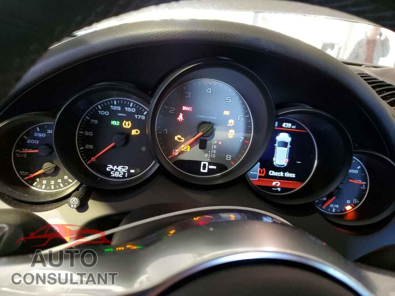 PORSCHE CAYENNE 2017 - WP1AB2A21HLA53258