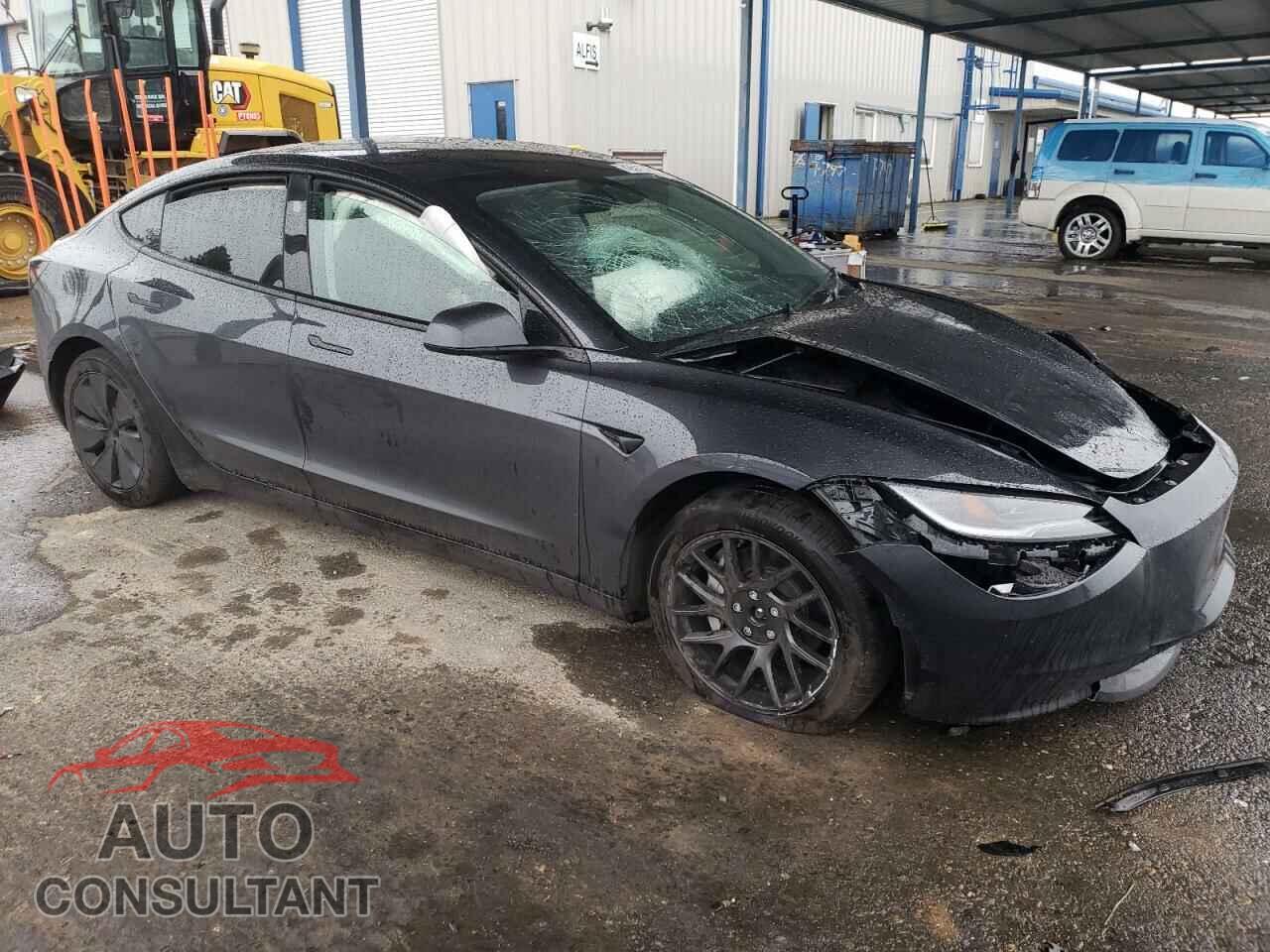 TESLA MODEL 3 2024 - 5YJ3E1EB9RF735475