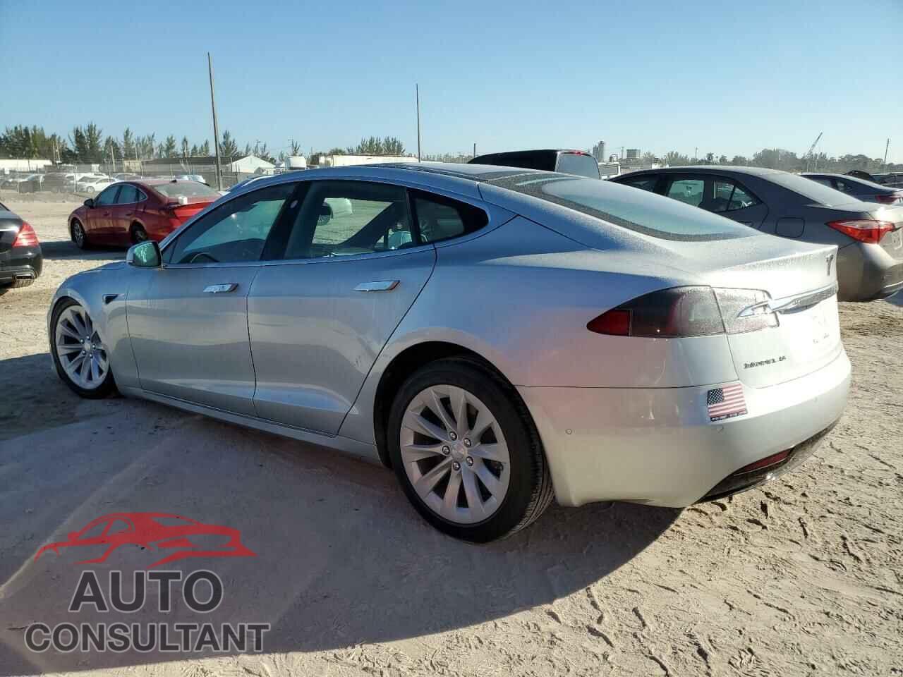 TESLA MODEL S 2018 - 5YJSA1E21JF241378