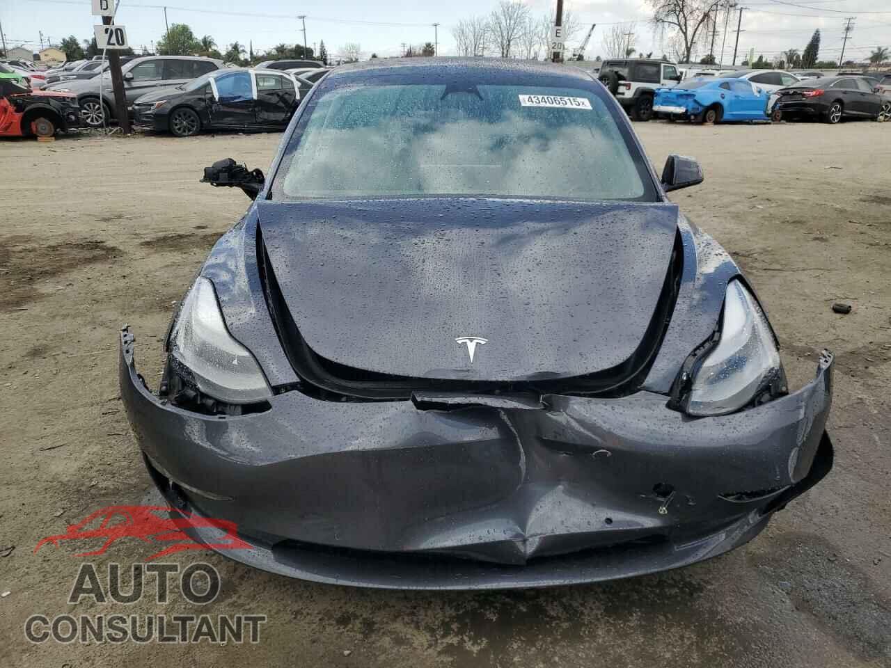 TESLA MODEL 3 2022 - 5YJ3E1EA4NF343053
