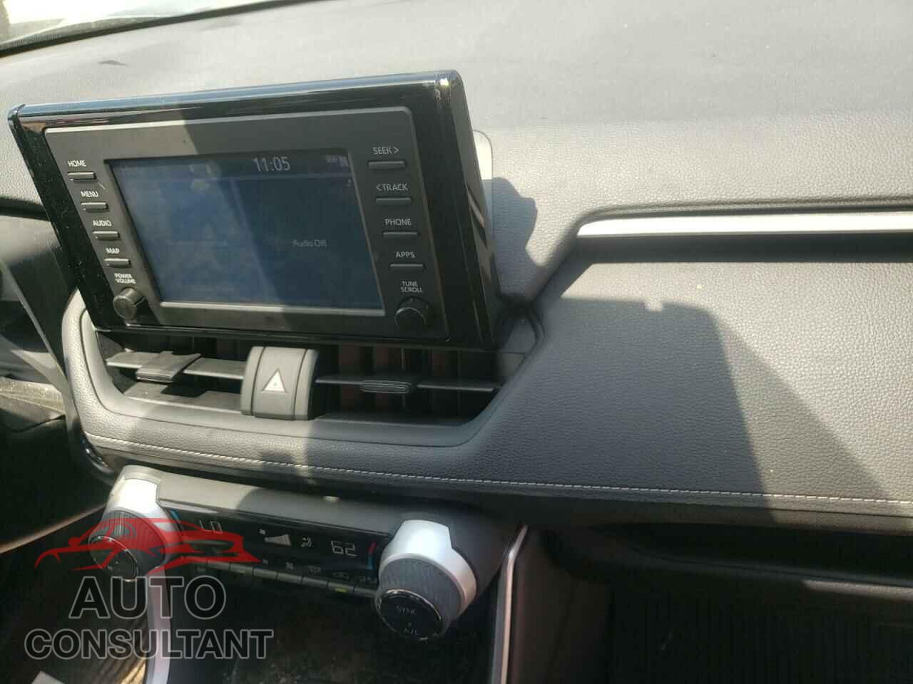 TOYOTA RAV4 2019 - JTMP1RFV3KD007166