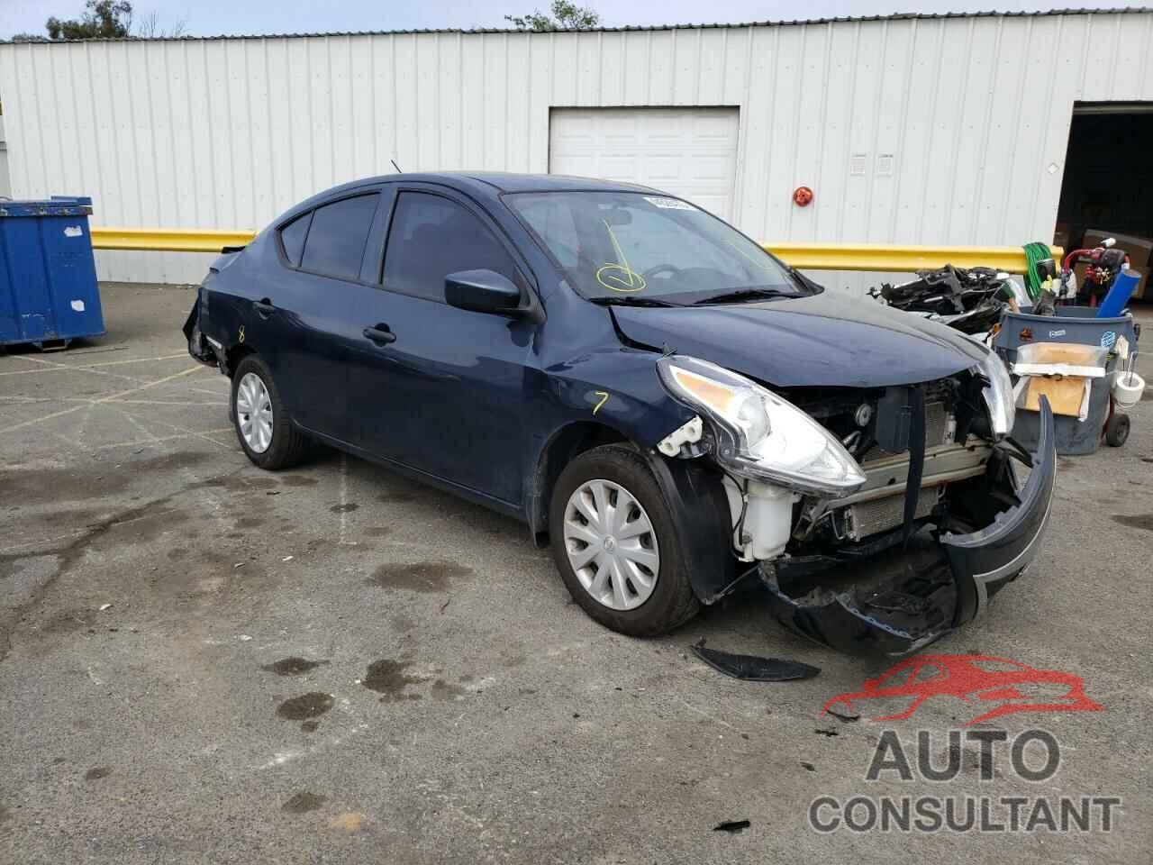 NISSAN VERSA 2017 - 3N1CN7APXHL831381
