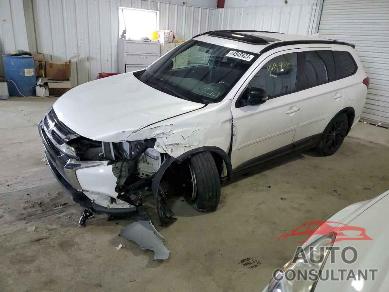 MITSUBISHI OUTLANDER 2018 - JA4AZ3A36JZ028185