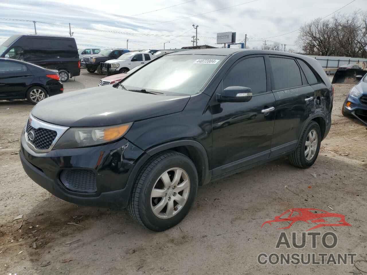 KIA SORENTO 2011 - 5XYKT3A13BG010706