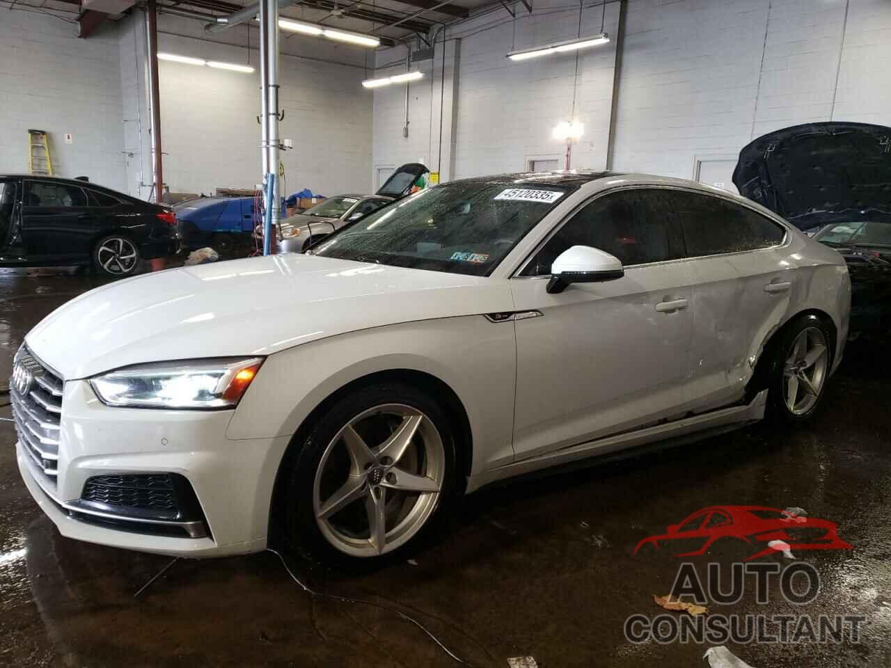 AUDI A5 2018 - WAUENCF51JA136237