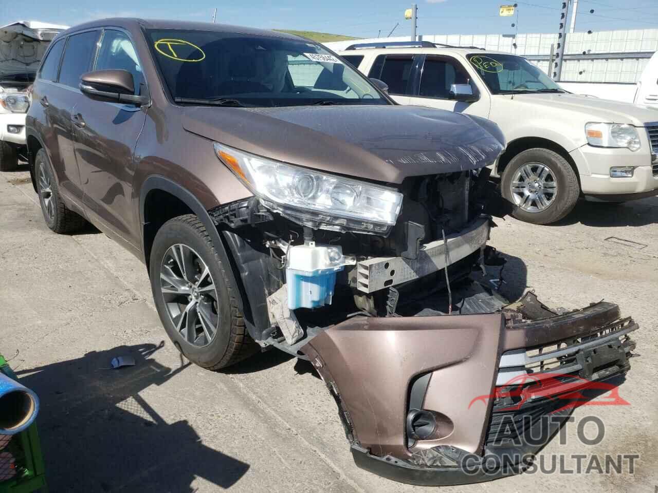 TOYOTA HIGHLANDER 2018 - 5TDBZRFH9JS810659
