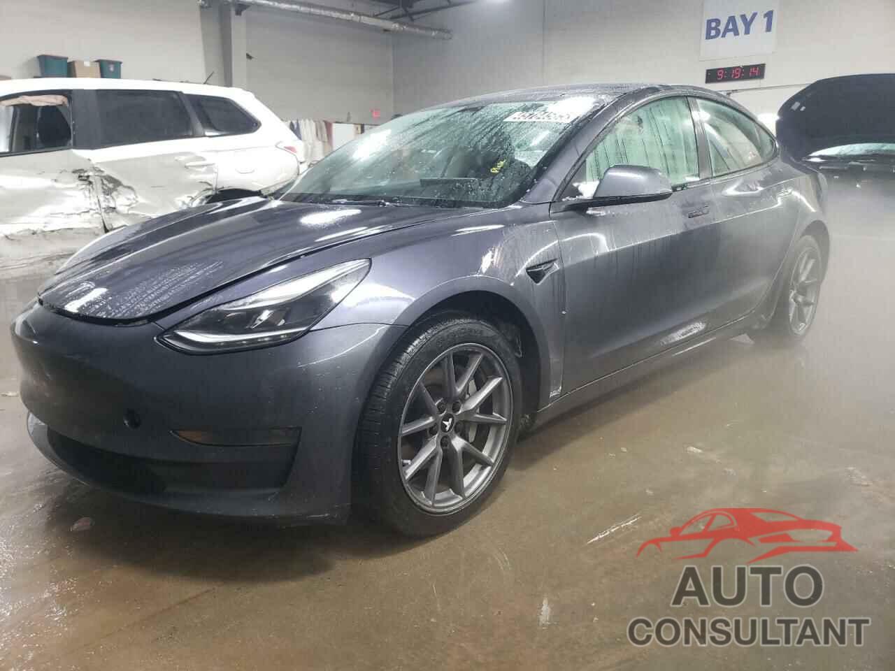 TESLA MODEL 3 2022 - 5YJ3E1EA8NF287070