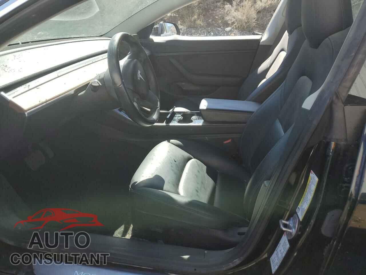 TESLA MODEL 3 2018 - 5YJ3E1EB9JF120915