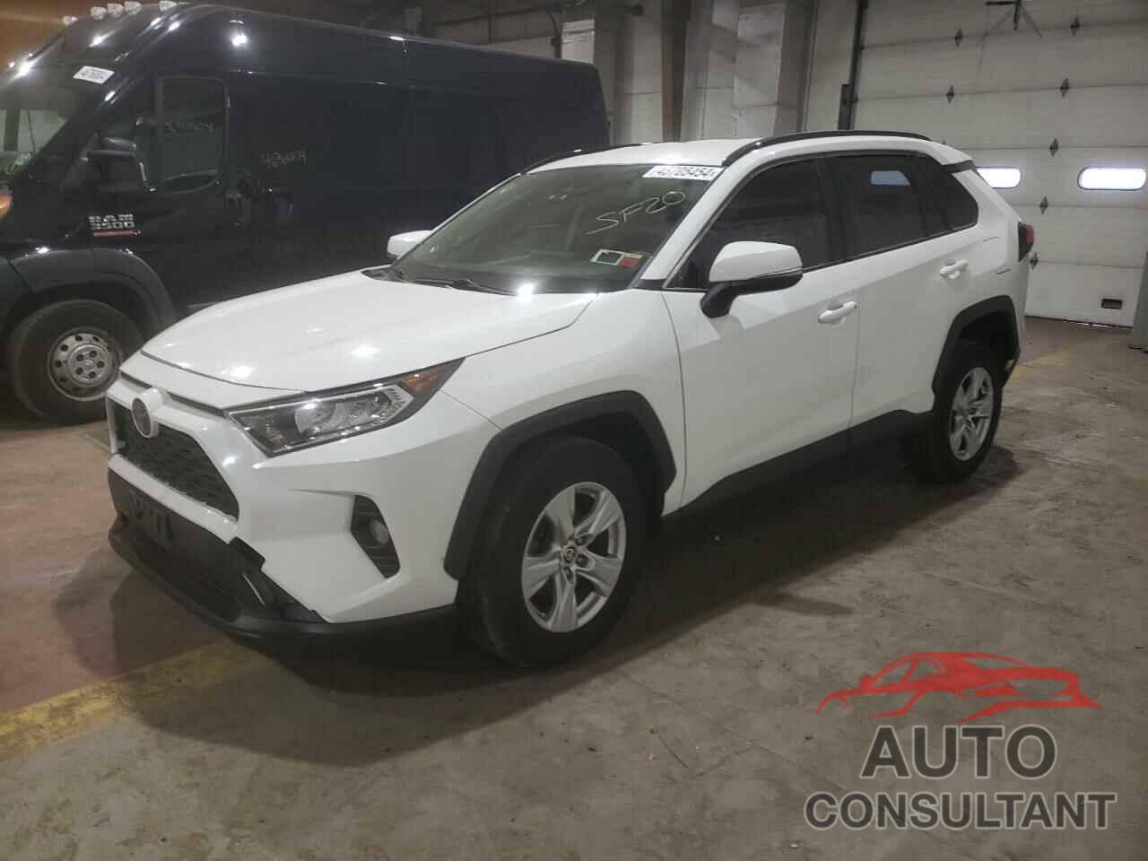 TOYOTA RAV4 2020 - JTMP1RFV2LD048633