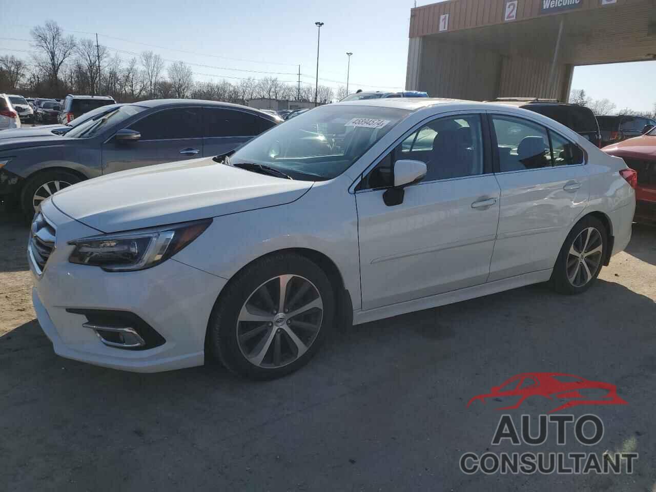 SUBARU LEGACY 2018 - 4S3BNAN60J3012565