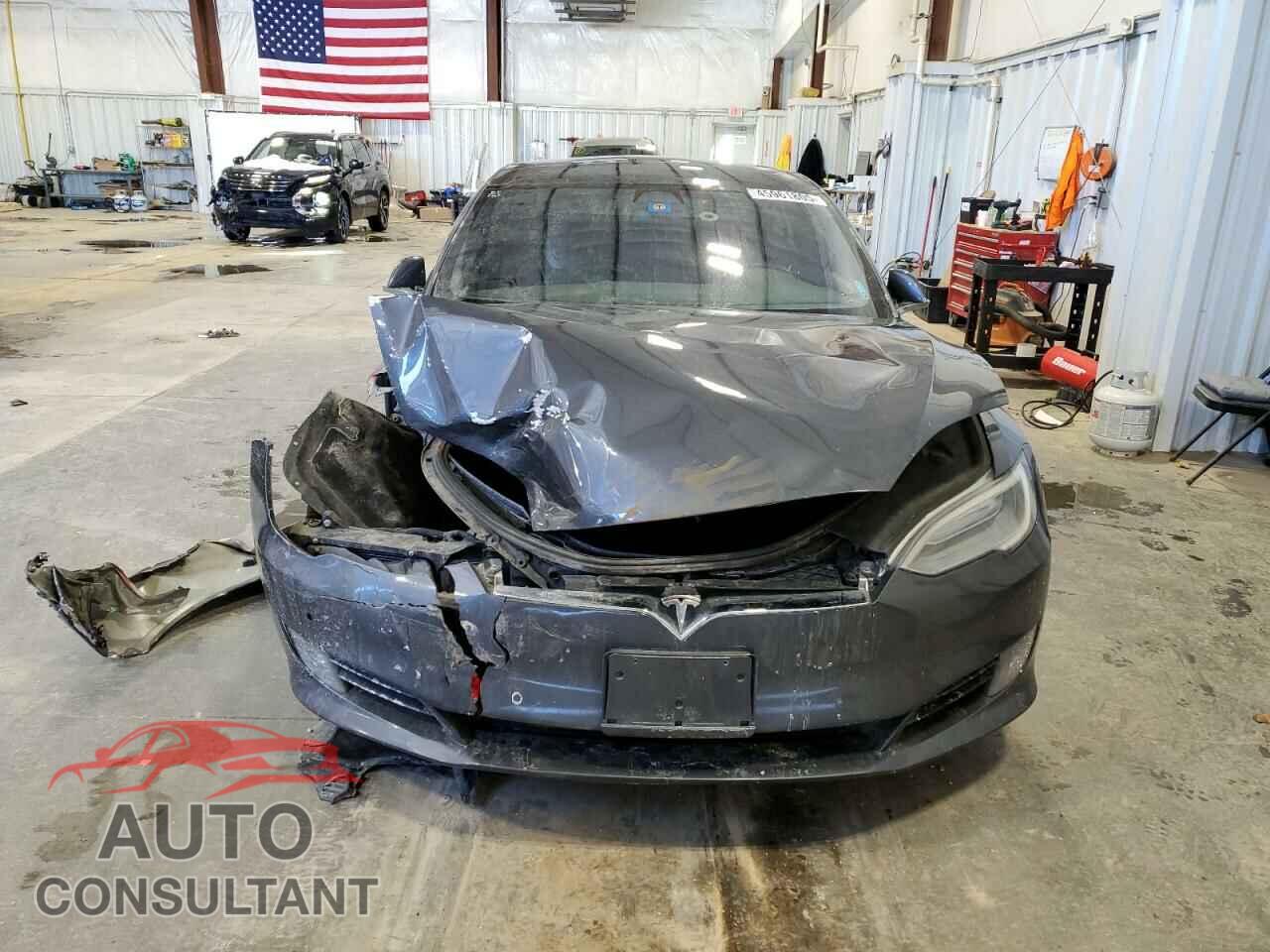 TESLA MODEL S 2017 - 5YJSA1E2XHF197245