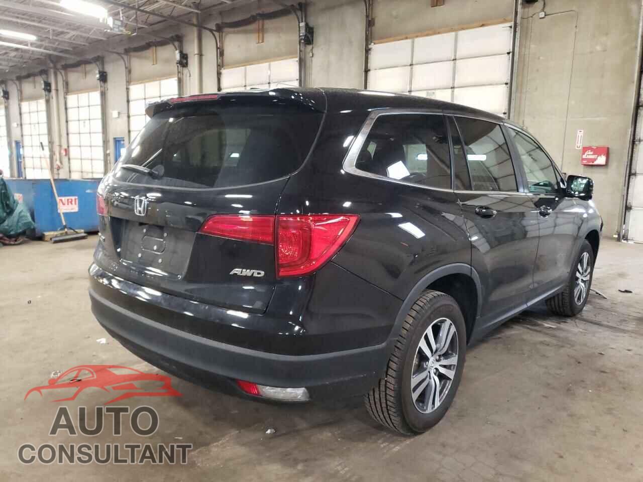 HONDA PILOT 2017 - 5FNYF6H51HB091944