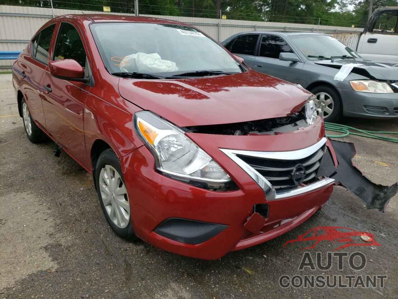 NISSAN VERSA 2018 - 3N1CN7AP5JL815398