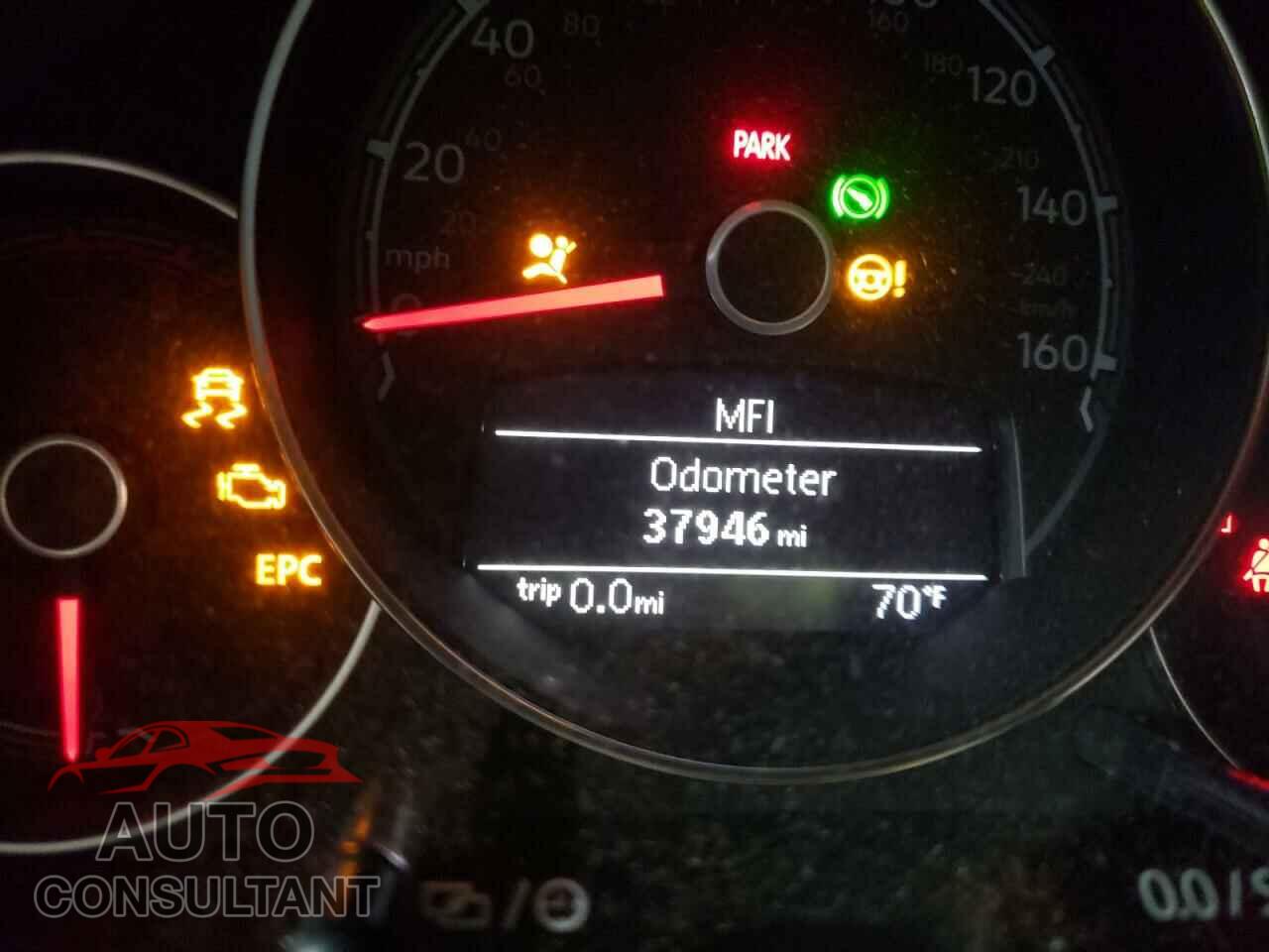VOLKSWAGEN BEETLE 2017 - 3VWF17AT3HM631341
