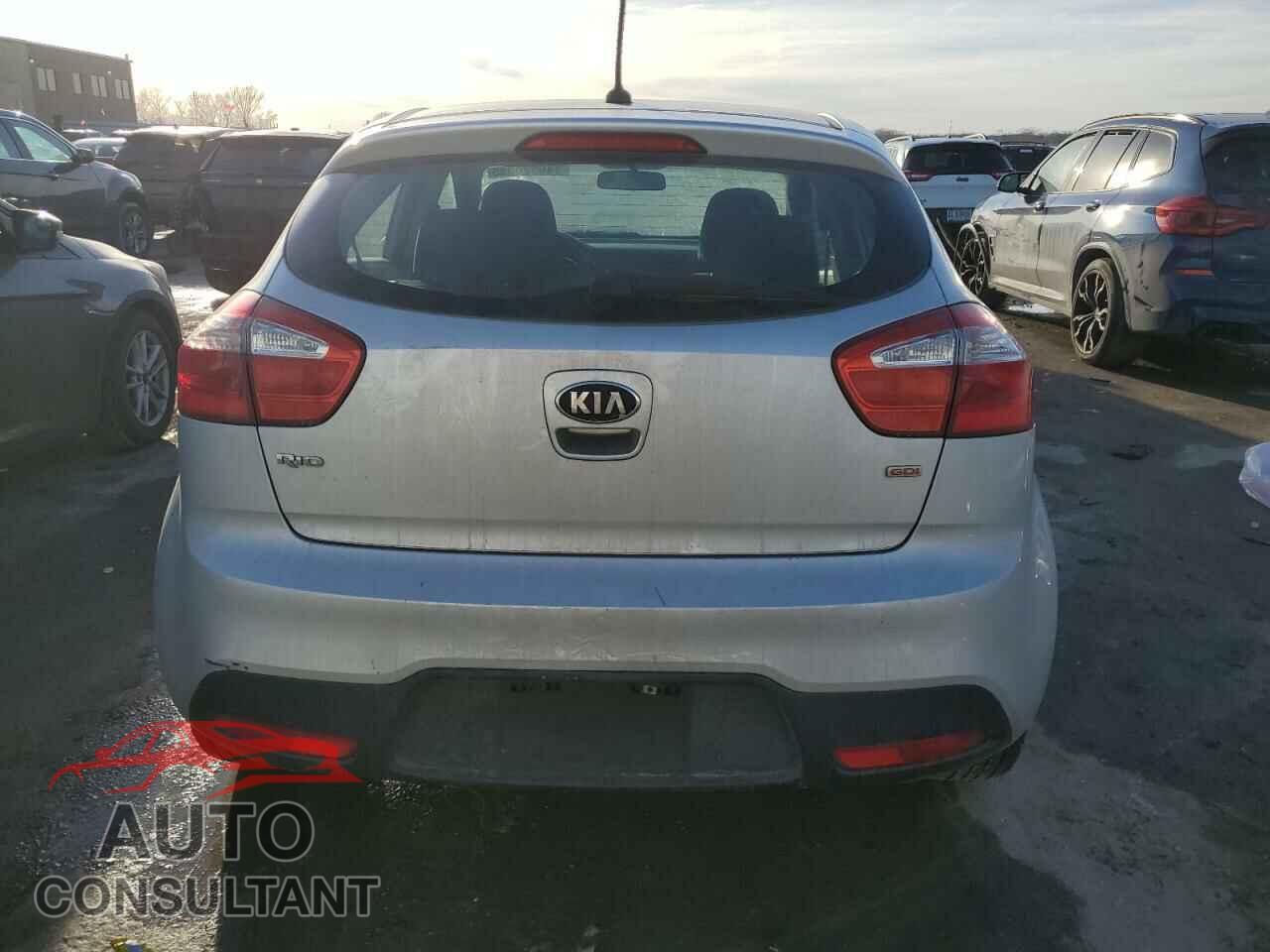 KIA RIO 2013 - KNADM5A37D6293360
