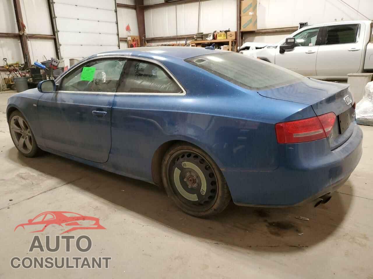 AUDI A5 2010 - WAUMFBFR8AA040904