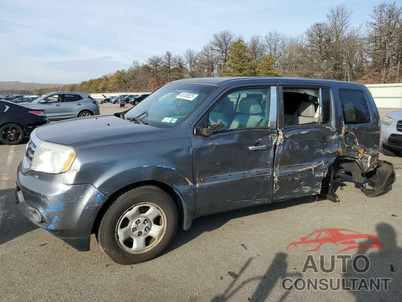 HONDA PILOT 2013 - 5FNYF4H28DB015447