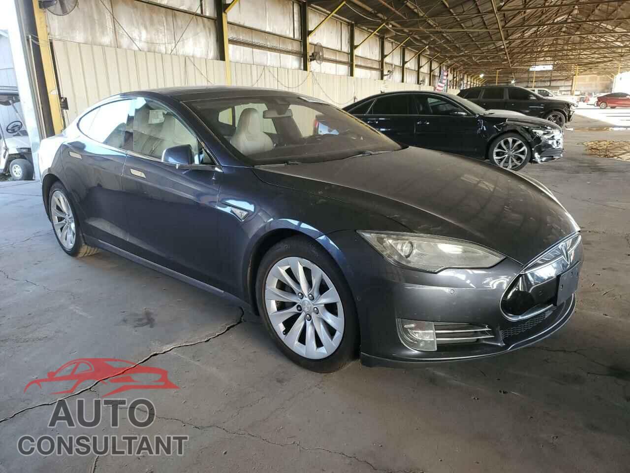 TESLA MODEL S 2016 - 5YJSA1E11GF134752